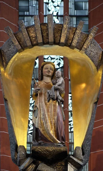 Virgem Maria Com Bebê Jesus Estátua Maria Grunen Tal Peregrinação — Fotografia de Stock