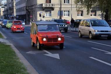 Citroen Mehari, Zagrep, Hırvatistan, Retro cep geçit üzerinde 07 Aralık 2013 sırasında sergilenen antika arabalar.