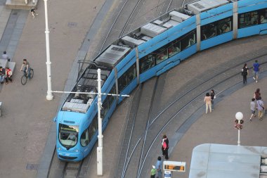 Havadan görünümü tramvay Ban Jelacic Meydanı Zagreb, Hırvatistan