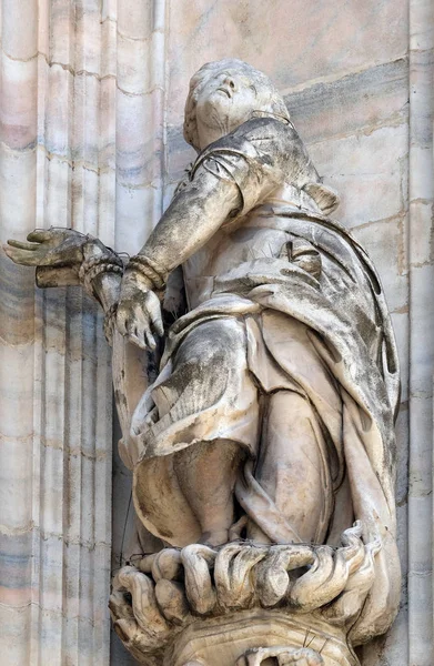 Statue Saint Sur Façade Cathédrale Milan Duomo Santa Maria Nascente — Photo