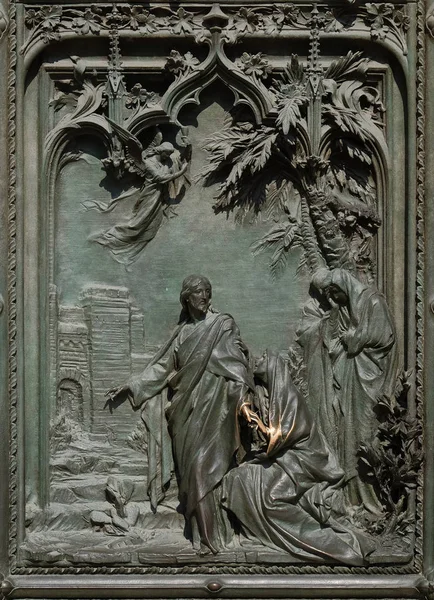 Jezus Biorąc Jego Pożegnanie Matki Szczegółowo Główne Brązu Drzwi Katedry — Zdjęcie stockowe