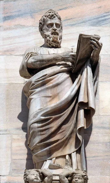 Saint Mark Evangelist Statue Milan Cathedral Duomo Santa Maria Nascente — Stock Photo, Image