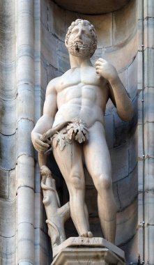 Adam, heykel Milano Katedrali'ne, Duomo di Santa Maria Nascente, Milan, Lombardiya, İtalya