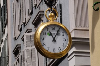 Lucerne, İsviçre cephesinde saat