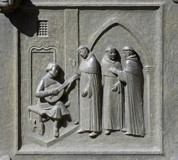 14Letý Huldrych Zwingli Muzicírování Dominikánském Klášteře Bernu Reliéf Dveřích Kostela — Stock fotografie