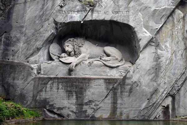 Monumentet Lion Eller Lion Luzern Designad Bertel Thorvaldsen Rock Lättnad — Stockfoto