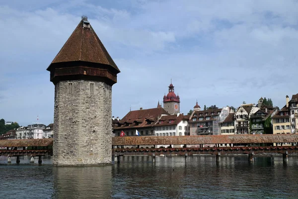 Centrum Van Historische Stad Van Luzern Met Beroemde Kapelbrug Symbool — Stockfoto