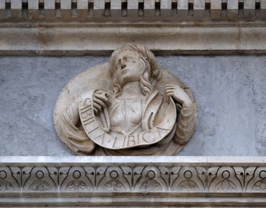 Libya Sibyl, Lugano, İsviçre Saint Lawrence Katedrali portal yardım