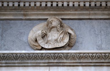 Libya Sibyl, Lugano, İsviçre Saint Lawrence Katedrali portal yardım