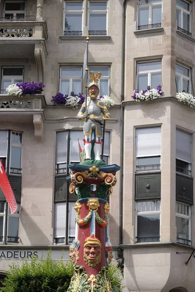 Caballero Con Bandera Espada Fuente Fritschi Construido 1918 Dedicado Personaje —  Fotos de Stock