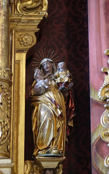 Saint Anne Innehar Jesus Och Jungfru Maria Staty Altaret Antagandet — Stockfoto