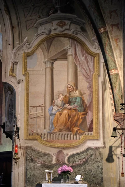 圣安妮 圣母玛利亚的教育 瑞士卢加诺圣玛丽亚 安杰利教堂壁画 — 图库照片