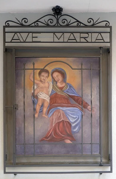 Virgen María Con Niño Jesús Fachada Casa Lugano Suiza — Foto de Stock