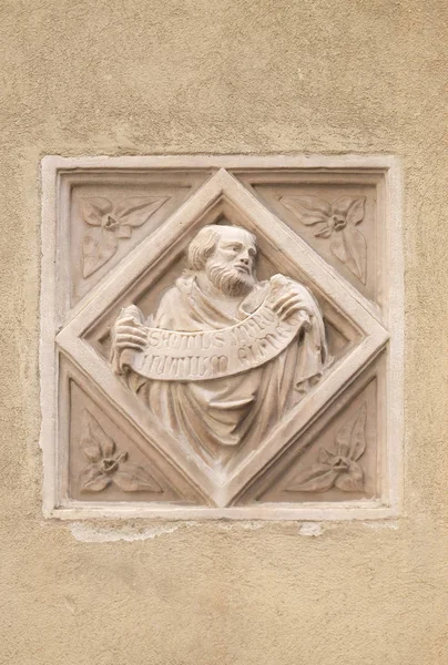 圣经故事 瓷砖浮雕 意大利托斯卡纳佛罗伦萨的 Orsanmichele 教堂外墙 — 图库照片