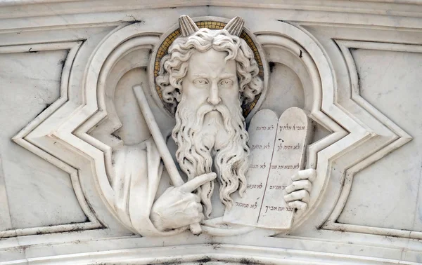 Moses Relief Facade Basilica Santa Croce Basilica Holy Cross Famous — Stock Photo, Image