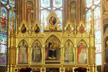 Madonna çocuk ve kilise - Basilica di Santa Croce (Kutsal haç Bazilika) yüksek sunak Polyptych - Floransa, İtalya ünlü Fransisken Kilisesi dört doktorlar ile