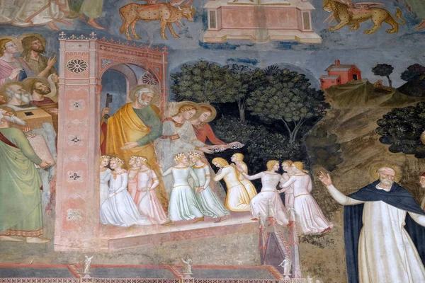 灵魂进入天堂 活跃和胜利教堂的细节 壁画由 Andrea Bonaiuto 西班牙教堂在圣玛丽亚诺韦拉首席多米尼加教堂在佛罗伦萨 意大利 — 图库照片
