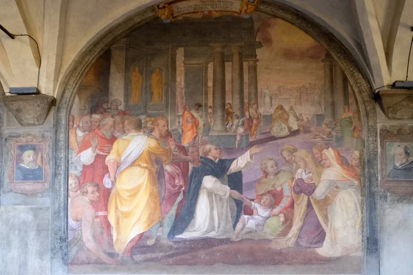 San Domenico Resuscita Bambino Affresco Giovanni Maria Butteri Nel Chiostro — Foto Stock