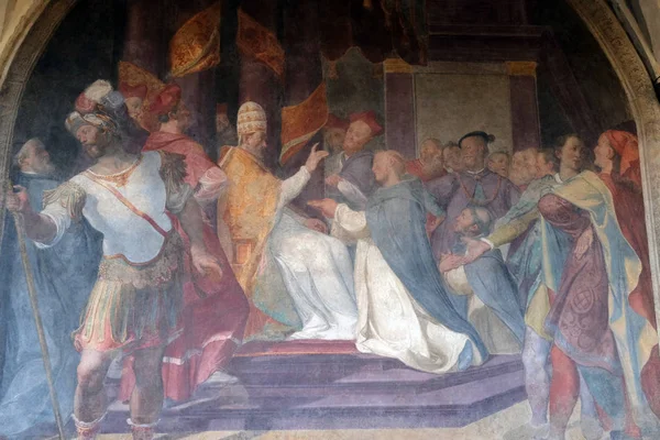 El Papa Honorio III confirma la Regla Dominicana, fresco de Gregorio Pagasi en el claustro de Santa Maria Novella Iglesia dominicana principal en Florencia, Italia —  Fotos de Stock