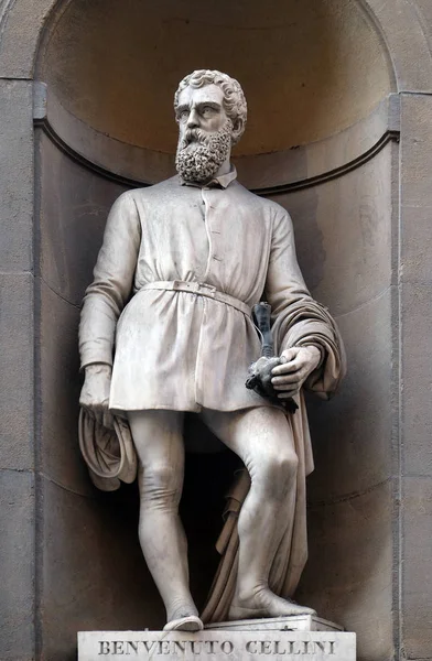 Benvenuto Cellini Estatua Los Nichos Del Uffizi Colonnade Primera Mitad —  Fotos de Stock