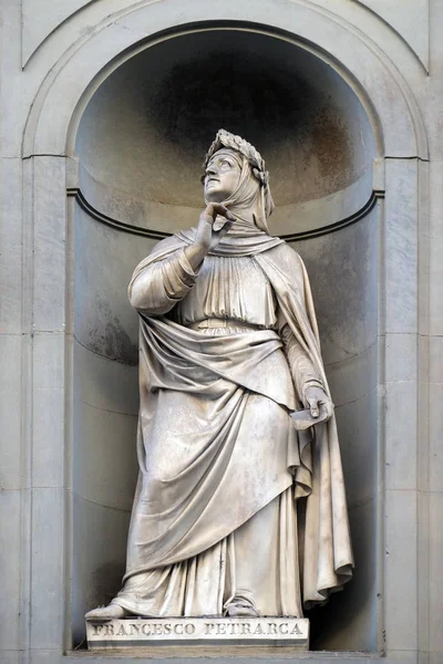 Francesco Petrarca Dans Les Niches Colonnade Des Offices Première Moitié — Photo