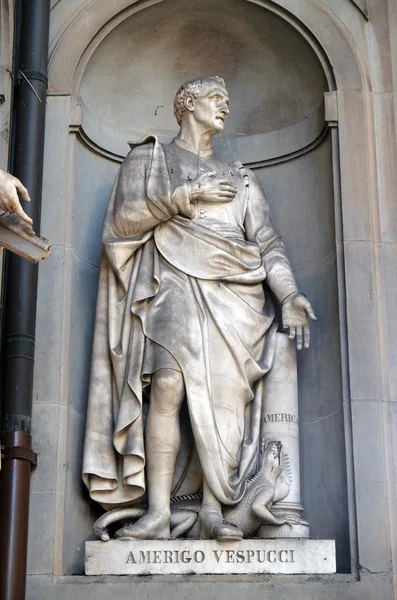 Amerigo Vespucci Nel Colonnato Degli Uffizi Nella Prima Metà Dell — Foto Stock