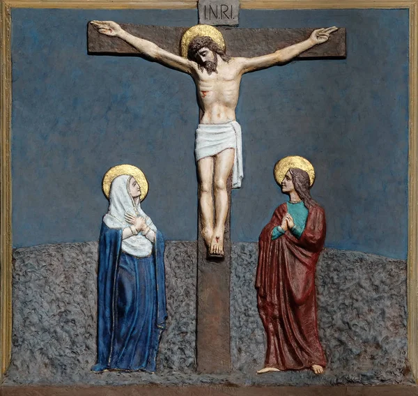 十字架の第12駅 イエスは十字架上で死ぬ マレスニカ ザグレブ クロアチアの聖母マリアのイマキュレート概念の教会 — ストック写真