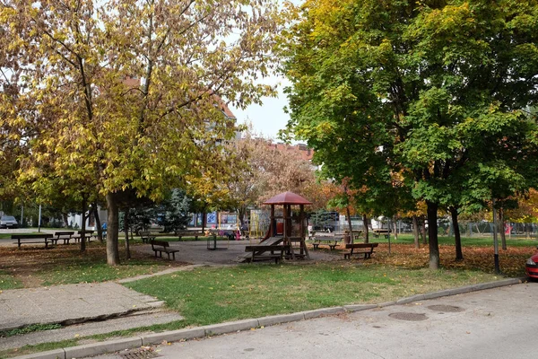 マレスニカの住宅街の公園 ザグレブ クロアチア — ストック写真