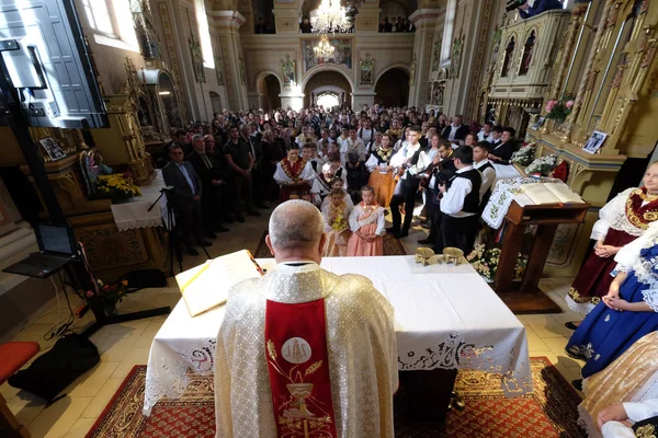 Msza Dniu Dziękczynienia Stitar Chorwacja — Zdjęcie stockowe