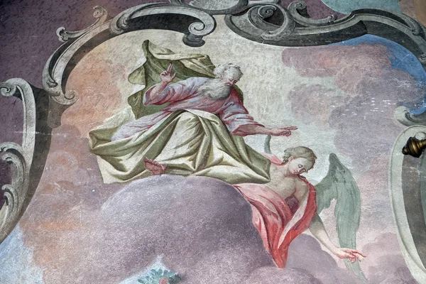 아버지 하나님 크로아티아 자그레브에 성요한의 천장에 프레스코화를 창조하시다 — 스톡 사진