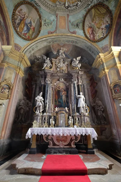 Altar Principal Igreja São João Batista Zagreb Croácia — Fotografia de Stock