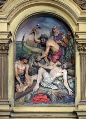 11. Haç İstasyonları, Çarmıha Gerilme: İsa haç çivilenmiş, Saint John Zagreb Baptist kilise, Hırvatistan