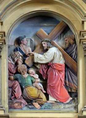 8. Haç İstasyonları, İsa Zagreb, Hırvatistan'da Kudüs, Saint John Baptist kilise kızları karşılar