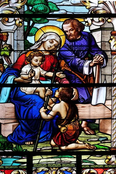 Vaftizci Aziz Yahya ile Kutsal Aile, Zagreb'deki Aziz Yahya Baptist kilisesinin vitray penceresi, Hırvatistan