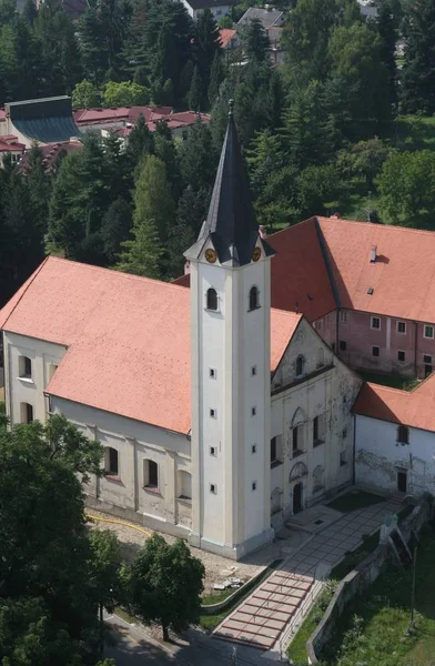 Kostel Nanebevzetí Panny Marie Frantijského Kláštera Samoboru Chorvatsko — Stock fotografie