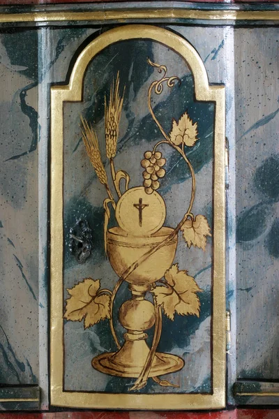 幕屋の扉 スヴェタ ネデルハの聖ロッチ礼拝堂の主祭壇 クロアチア — ストック写真