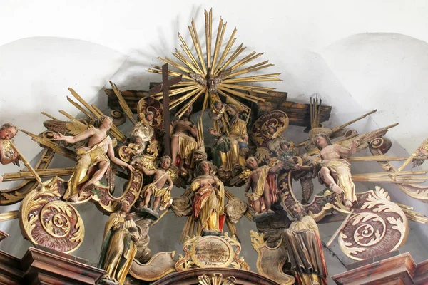 Santísima Trinidad Virgen María Santos Ángeles Estatuas Altar Mayor Iglesia — Foto de Stock