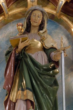 Hırvatistan'ın Rude kentindeki Saint Barbara Kilisesi'nin ana sunağındaki Aziz Barbara heykeli