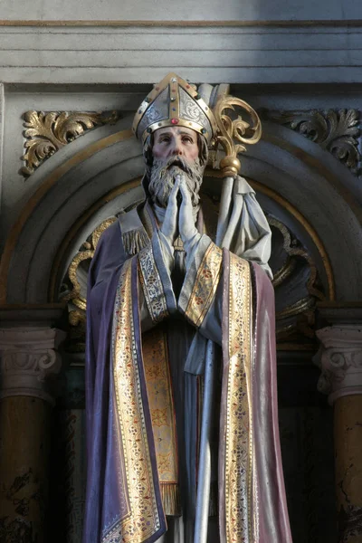 圣马克西米利安 克罗地亚波萨夫斯基布雷吉圣马克西米利安教堂主祭坛的雕像 — 图库照片