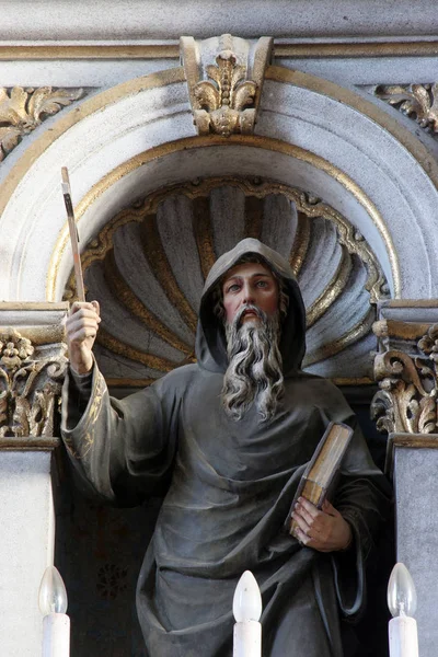 Sint Cyril Standbeeld Het Hoofdaltaar Kerk Van Heilige Maximiliaan Posavski — Stockfoto