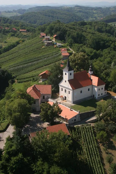Iglesia Parroquial Santa Bárbara Bedekovcina Croacia — Foto de Stock