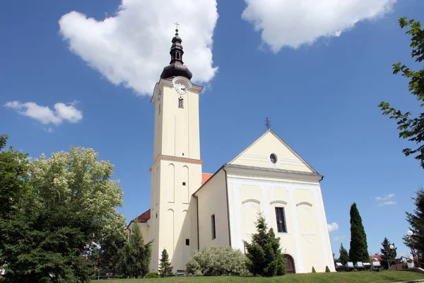 Kostel Nanebevzetí Panny Marie Klostar Ivanic Chorvatsko — Stock fotografie