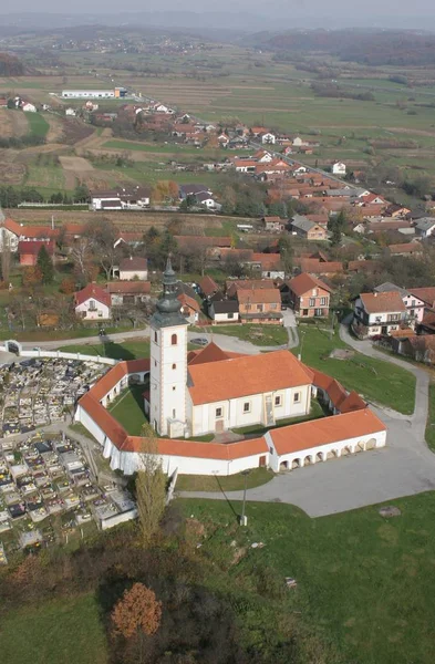 Iglesia Los Reyes Magos Komin Croacia —  Fotos de Stock