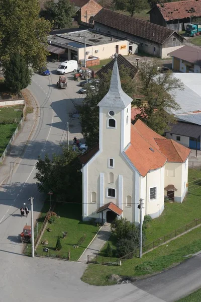 Igreja Paroquial São Nicolau Lijevi Dubrovcak Croácia — Fotografia de Stock