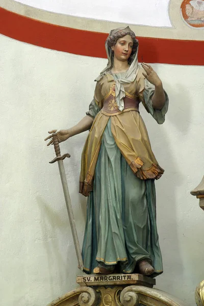 Margarete Statue Auf Dem Hauptaltar Der Kirche Der Heiligen Barbara — Stockfoto