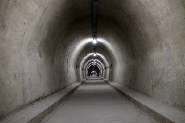 Tunnel Gric Uma Ww2 Sob Cidade Velha Atração Turística Renovado — Fotografia de Stock