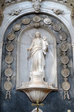 Kutsal tespih, Katolik Kilisesi saint eustache dobrota, Karadağ'ın Our lady