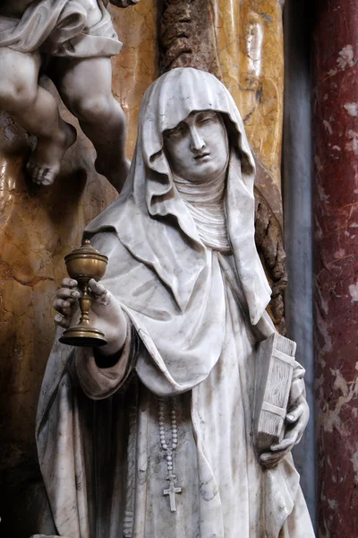 Santa Chiara Assisi Statua Sull Altare Maggiore Della Chiesa Cattolica — Foto Stock