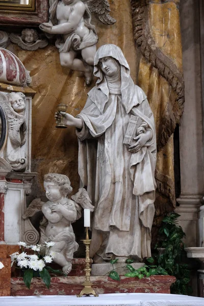 Святая Клэр Ассизская Статуя Высоком Алтаре Католической Церкви Святой Клэр — стоковое фото