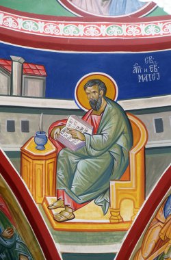 Evangelist Aziz Matthew, Makedonya'daki Ohri, Saint Naum Manastırı yakınlarındaki Balkanlar'daki Saint Paraskeva Kilisesi'ndeki fresk